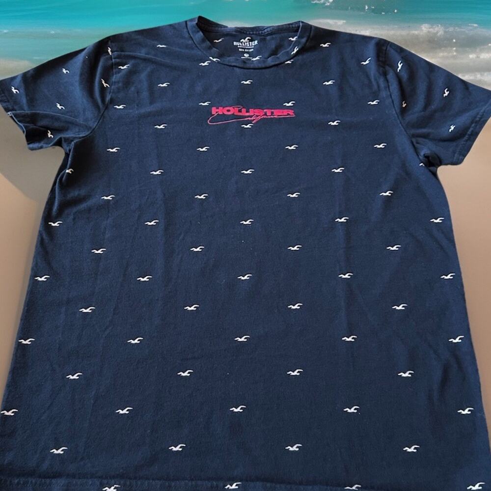 Y2K Hollister Bird Graphic Print T Shirt Logo All Over Preppy Academia Med Tee